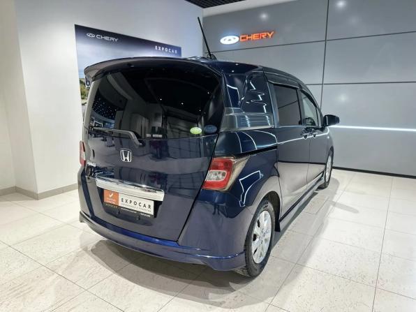 Honda Freed I с пробегом 2010 года, цена 1 005 000 рублей, 196400 км, компактвэн, Автокод Объявления