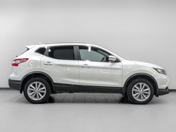Nissan Qashqai II с пробегом 2018 года, цена 1 585 000 рублей, 106759 км, внедорожник, Автокод Объявления