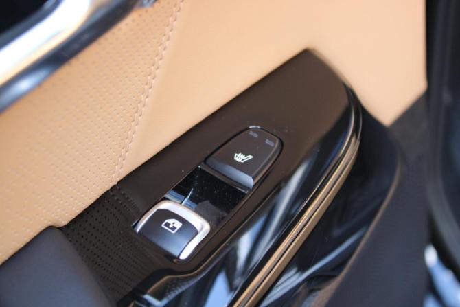Kia Mohave I Рестайлинг 2 с пробегом 2019 года, цена 4 399 000 рублей, 82150 км, внедорожник, Автокод Объявления