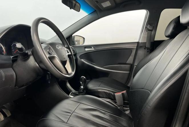 Hyundai Solaris I Рестайлинг с пробегом 2016 года, цена 990 000 рублей, 110360 км, хэтчбек, Автокод Объявления