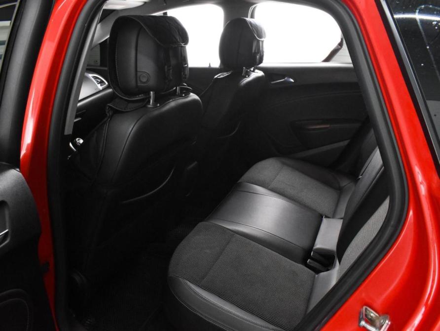 Opel Astra J Рестайлинг Воронеж  - изображение 11