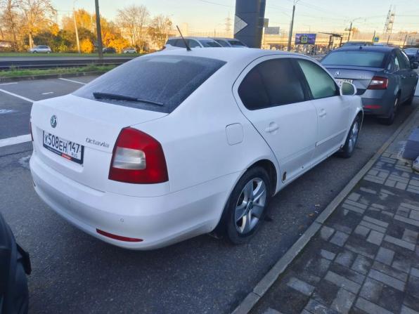 Skoda Octavia II (A5) Рестайлинг с пробегом 2012 года, цена 699 000 рублей, 269813 км, лифтбек, Автокод Объявления