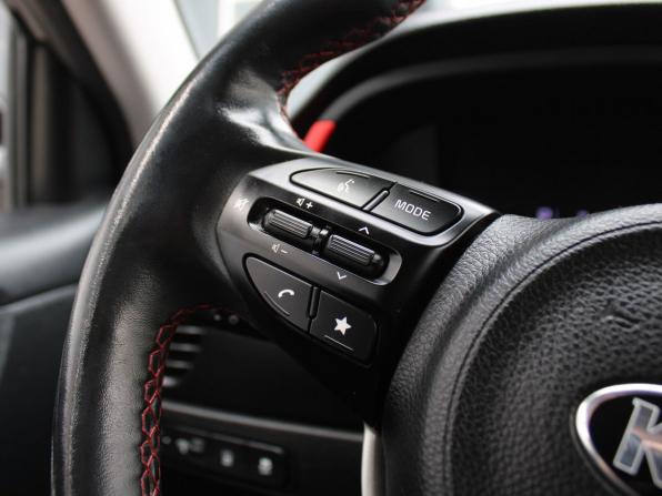 Kia Rio IV Рестайлинг с пробегом 2021 года, цена 1 779 000 рублей, 74739 км, хэтчбек, Автокод Объявления