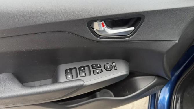 Hyundai Solaris II Рестайлинг с пробегом 2021 года, цена 1 584 000 рублей, 104243 км, седан, Автокод Объявления
