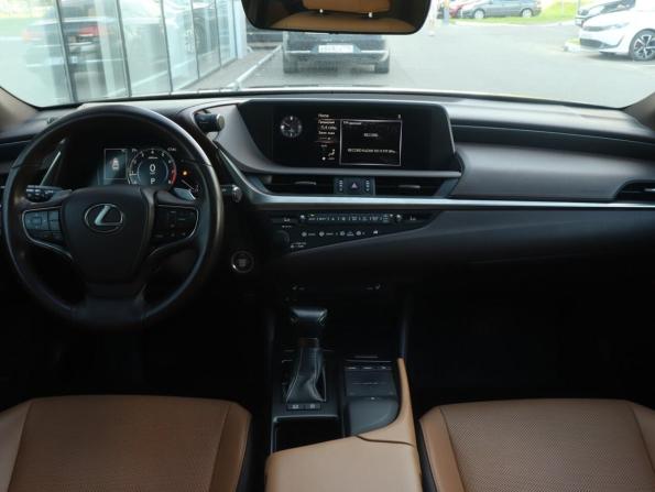 Lexus ES VII с пробегом 2018 года, цена 3 723 000 рублей, 118000 км, седан, Автокод Объявления