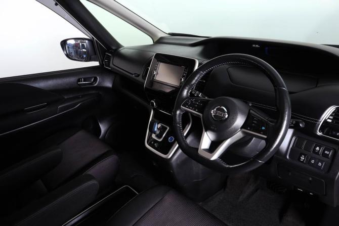 Nissan Serena V (C27) с пробегом 2018 года, цена 2 249 000 рублей, 101300 км, минивэн, Автокод Объявления