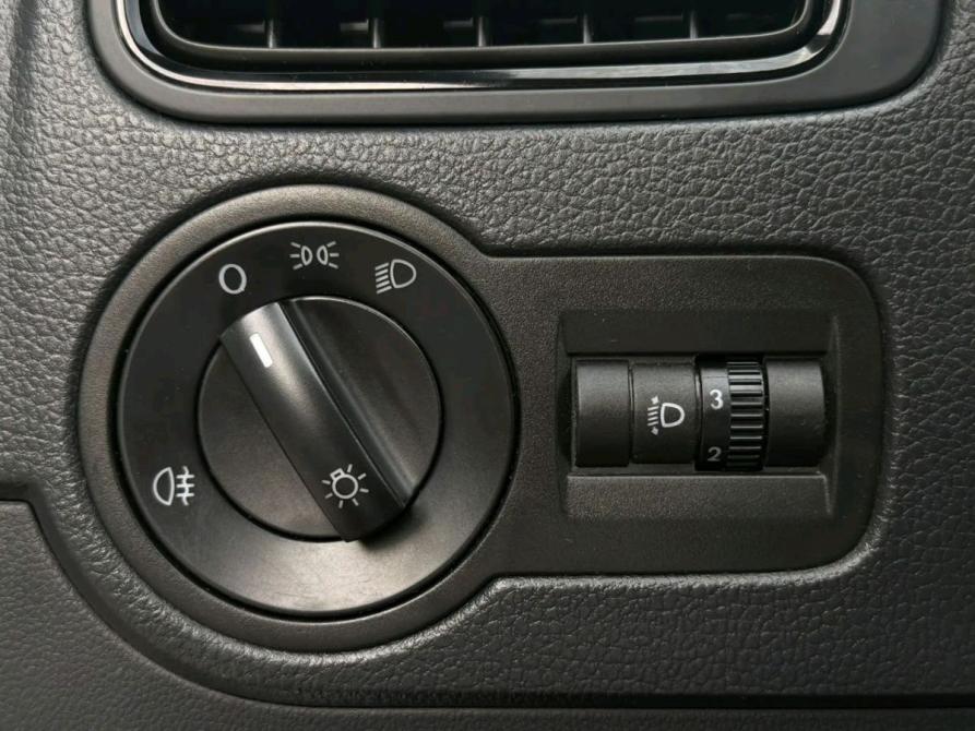 Volkswagen Polo V Рестайлинг Волгоград  - изображение 10