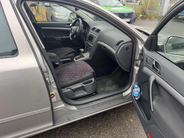 Skoda Octavia II (A5) Рестайлинг с пробегом 2012 года, цена 899 000 рублей, 147889 км, универсал, Автокод Объявления