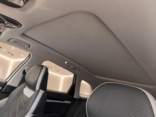 Geely Atlas II с пробегом 2024 года, цена 3 099 000 рублей, 48000 км, внедорожник, Автокод Объявления