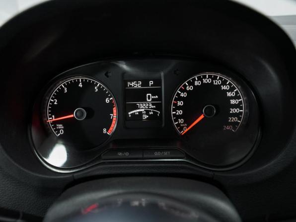 Volkswagen Polo V Рестайлинг с пробегом 2018 года, цена 1 444 000 рублей, 73000 км, седан, Автокод Объявления