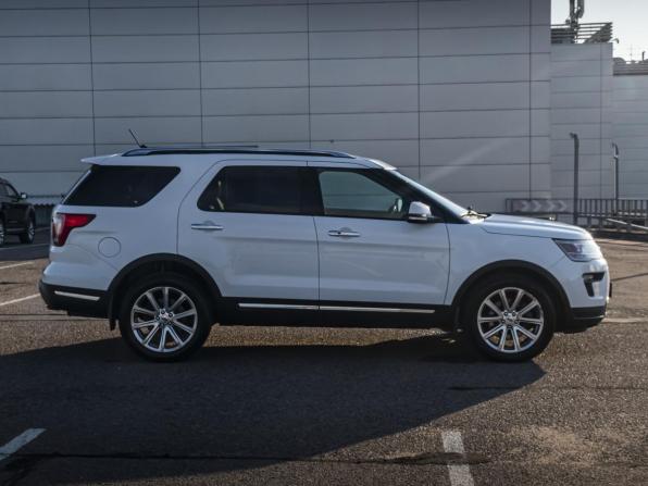 Ford Explorer V Рестайлинг 2 с пробегом 2018 года, цена 3 398 000 рублей, 99700 км, внедорожник, Автокод Объявления