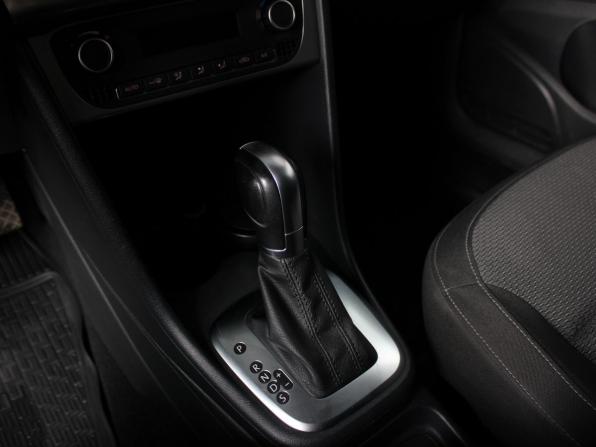 Volkswagen Polo V Рестайлинг с пробегом 2017 года, цена 1 050 000 рублей, 224756 км, седан, Автокод Объявления