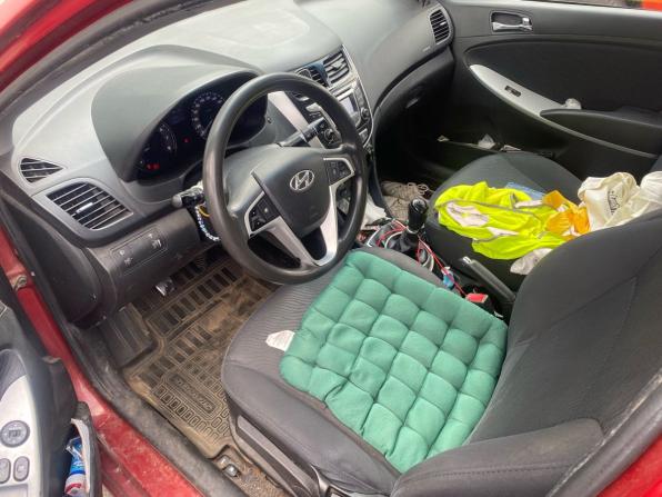 Hyundai Solaris I с пробегом 2012 года, цена 439 000 рублей, 330000 км, седан, Автокод Объявления