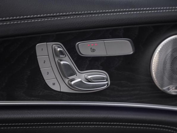 Mercedes-Benz E-Класс V (W213 S213 C238) Рестайлинг с пробегом 2022 года, цена 5 150 000 рублей, 59484 км, седан, Автокод Объявления