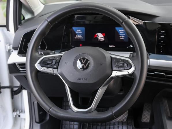 Volkswagen Golf VIII с пробегом 2022 года, цена 2 498 000 рублей, 76869 км, хэтчбек, Автокод Объявления