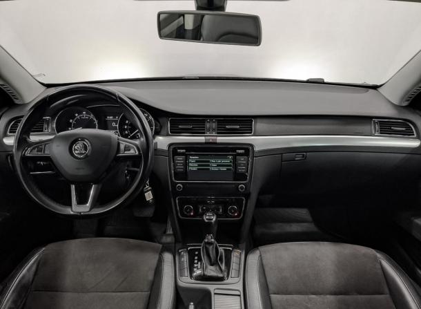 Skoda Superb II Рестайлинг с пробегом 2014 года, цена 1 550 000 рублей, 129753 км, лифтбек, Автокод Объявления