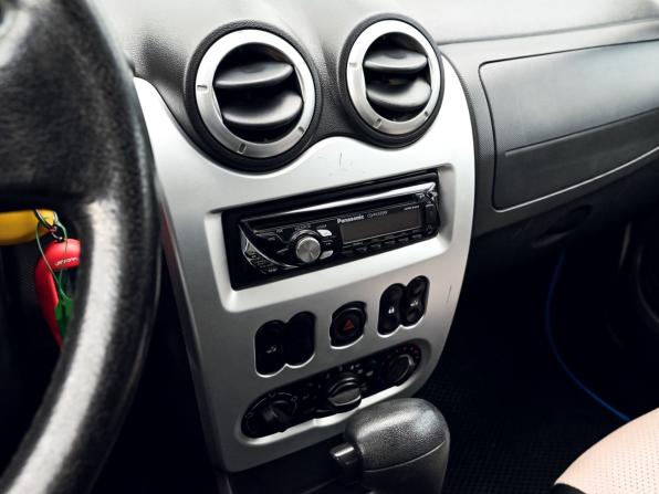 Renault Sandero I с пробегом 2012 года, цена 679 000 рублей, 150200 км, хэтчбек, Автокод Объявления