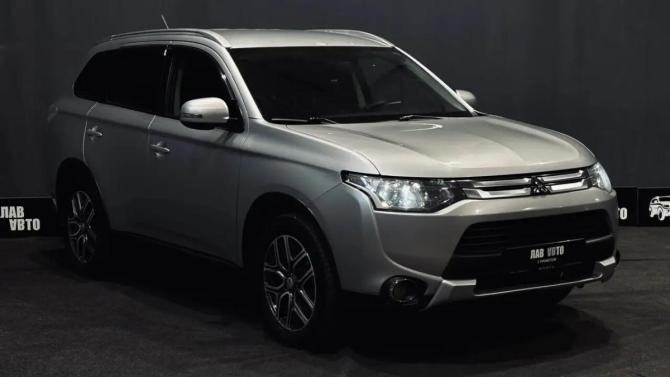 Mitsubishi Outlander III с пробегом 2014 года, цена 1 300 000 рублей, 210000 км, внедорожник, Автокод Объявления