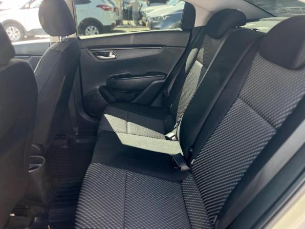 Kia Rio IV с пробегом 2019 года, цена 1 350 000 рублей, 80589 км, седан, Автокод Объявления