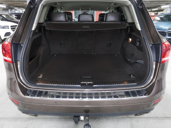 Volkswagen Touareg II с пробегом 2011 года, цена 1 698 000 рублей, 328524 км, внедорожник, Автокод Объявления