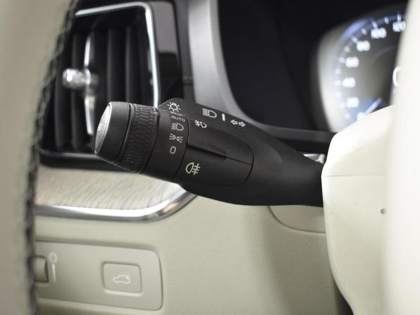 Volvo XC60 II с пробегом 2019 года, цена 2 545 200 рублей, 233754 км, внедорожник, Автокод Объявления