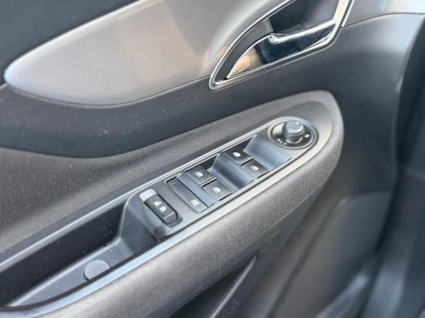 Opel Mokka I с пробегом 2014 года, цена 950 000 рублей, 183000 км, внедорожник, Автокод Объявления