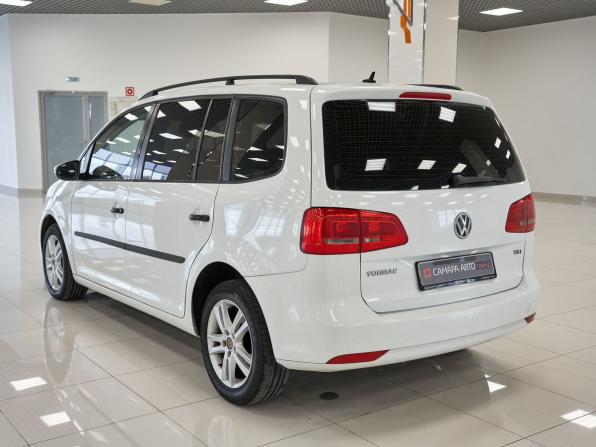 Volkswagen Touran I Рестайлинг 2 с пробегом 2014 года, цена 752 000 рублей, 162198 км, компактвэн, Автокод Объявления