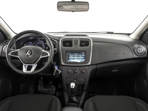 Renault Sandero II Рестайлинг с пробегом 2022 года, цена 1 525 000 рублей, 13800 км, хэтчбек, Автокод Объявления