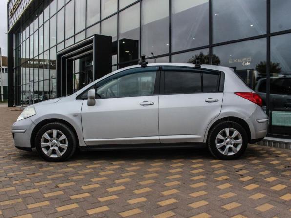Nissan Tiida I с пробегом 2008 года, цена 590 200 рублей, 247294 км, хэтчбек, Автокод Объявления