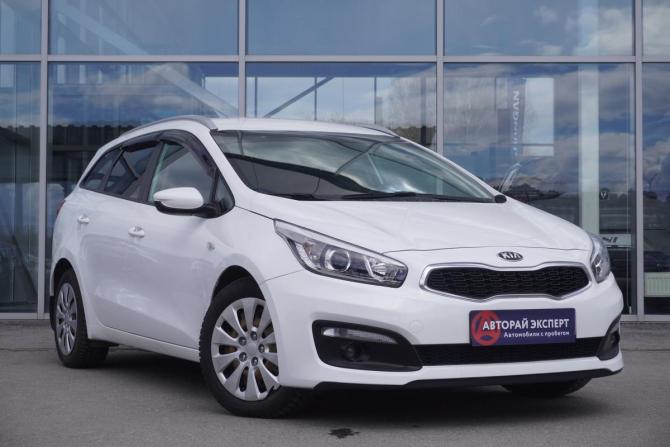 Kia Ceed II Рестайлинг с пробегом 2018 года, цена 1 295 000 рублей, 202648 км, универсал, Автокод Объявления