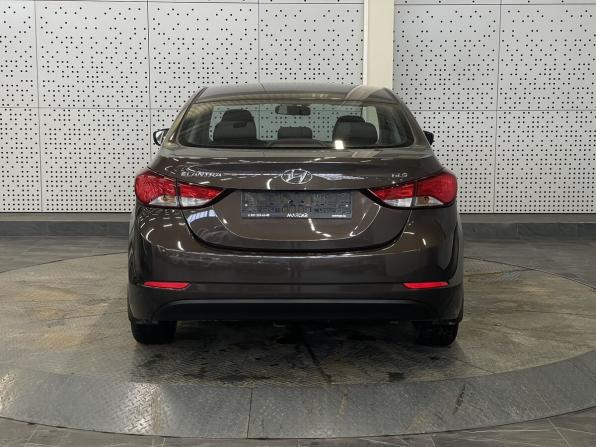 Hyundai Elantra V (MD) Рестайлинг с пробегом 2015 года, цена 740 000 рублей, 45265 км, седан, Автокод Объявления
