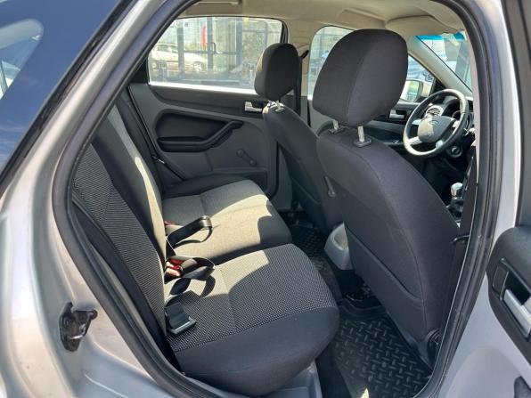 Ford Focus II Рестайлинг с пробегом 2010 года, цена 500 000 рублей, 187252 км, седан, Автокод Объявления