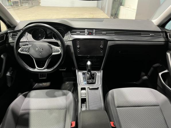 Volkswagen Passat B8 Рестайлинг с пробегом 2021 года, цена 2 330 000 рублей, 68925 км, седан, Автокод Объявления