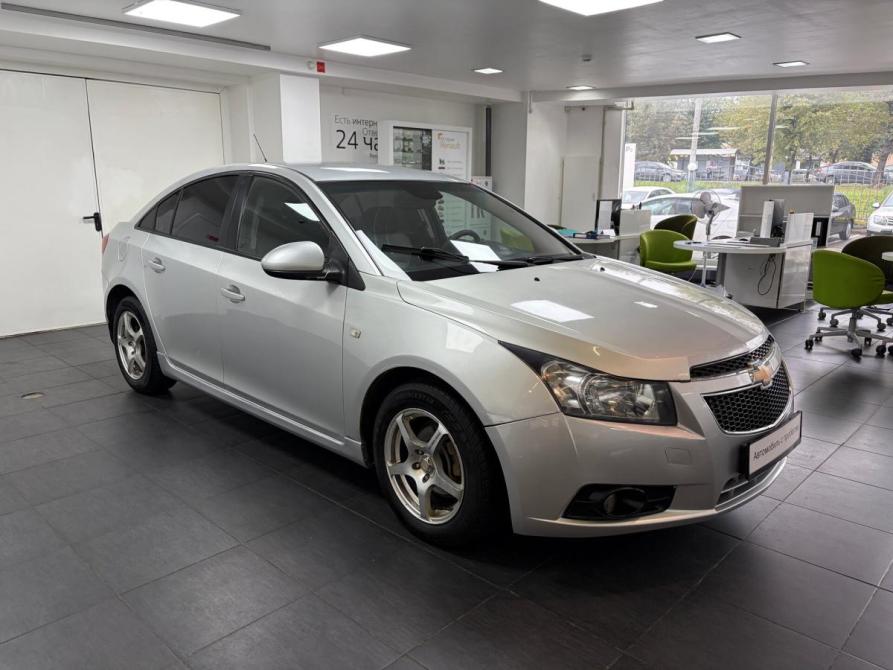 Chevrolet Cruze I Киров  - изображение 3