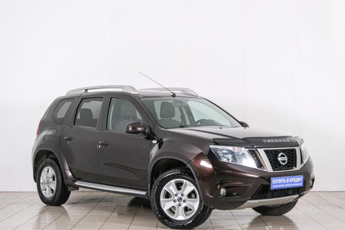 Nissan Terrano III (D10)