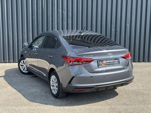 Hyundai Solaris II Рестайлинг с пробегом 2021 года, цена 1 580 000 рублей, 76000 км, седан, Автокод Объявления