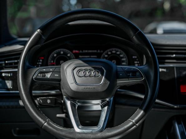 Audi Q8 I (4M) с пробегом 2022 года, цена 6 050 000 рублей, 115834 км, внедорожник, Автокод Объявления