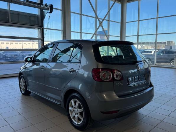 Volkswagen Golf Plus II с пробегом 2012 года, цена 680 000 рублей, 135240 км, хэтчбек, Автокод Объявления