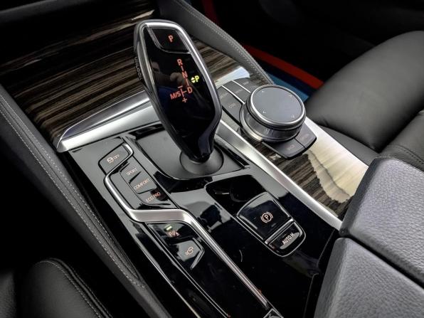 BMW 5 серии VII (G30/G31/G38) Рестайлинг с пробегом 2021 года, цена 4 500 000 рублей, 52200 км, седан, Автокод Объявления