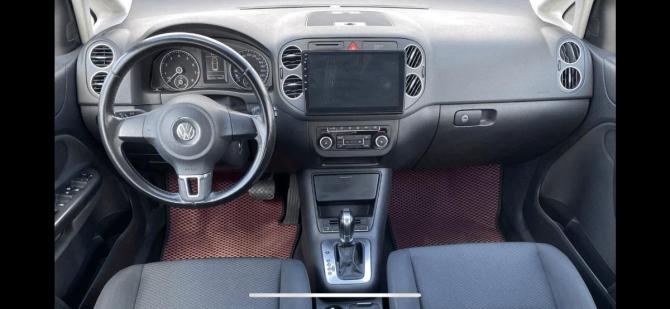 Volkswagen Golf VI с пробегом 2010 года, цена 640 000 рублей, 222112 км, хэтчбек, Автокод Объявления