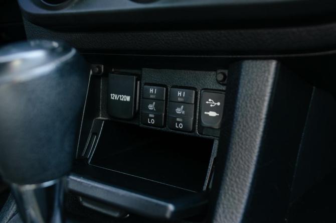 Toyota Corolla XI (E160 E170 E180) с пробегом 2013 года, цена 1 276 000 рублей, 170000 км, седан, Автокод Объявления