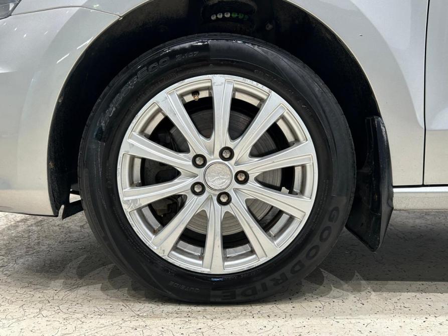 Volkswagen Polo V Рестайлинг Санкт-Петербург  - изображение 11