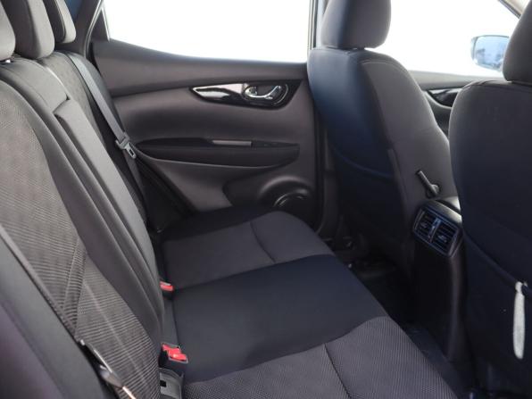 Nissan Qashqai II с пробегом 2017 года, цена 1 570 000 рублей, 129606 км, внедорожник, Автокод Объявления