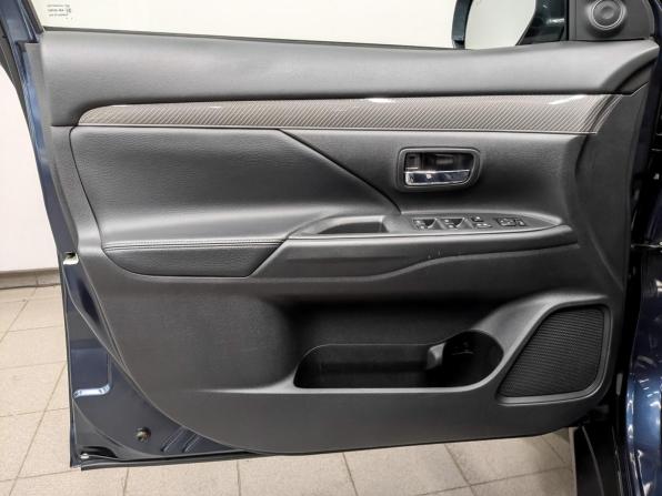 Mitsubishi Outlander III Рестайлинг 3 с пробегом 2021 года, цена 2 750 000 рублей, 111269 км, внедорожник, Автокод Объявления