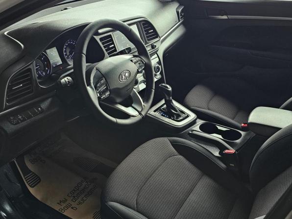 Hyundai Elantra VI (AD) Рестайлинг с пробегом 2019 года, цена 995 000 рублей, 196900 км, седан, Автокод Объявления