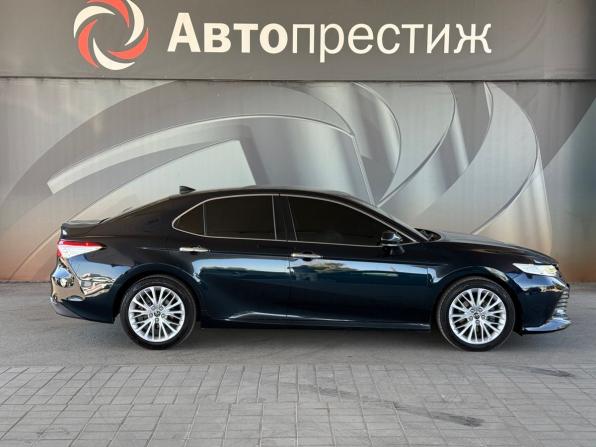 Toyota Camry VIII (XV70) с пробегом 2018 года, цена 2 790 000 рублей, 160206 км, седан, Автокод Объявления