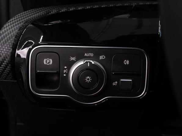 Mercedes-Benz A-Класс IV (W177) с пробегом 2019 года, цена 2 164 000 рублей, 79197 км, хэтчбек, Автокод Объявления