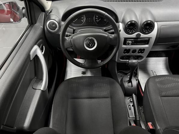 Renault Sandero I с пробегом 2014 года, цена 740 000 рублей, 195116 км, хэтчбек, Автокод Объявления