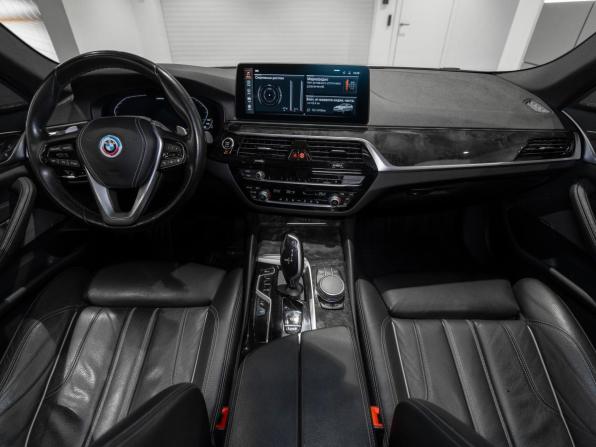 BMW 5 серии VII (G30/G31/G38) Рестайлинг с пробегом 2021 года, цена 4 500 000 рублей, 99701 км, седан, Автокод Объявления