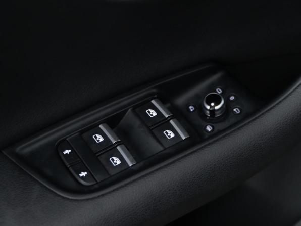 Audi Q7 II (4M) с пробегом 2015 года, цена 4 196 111 рублей, 101560 км, внедорожник, Автокод Объявления